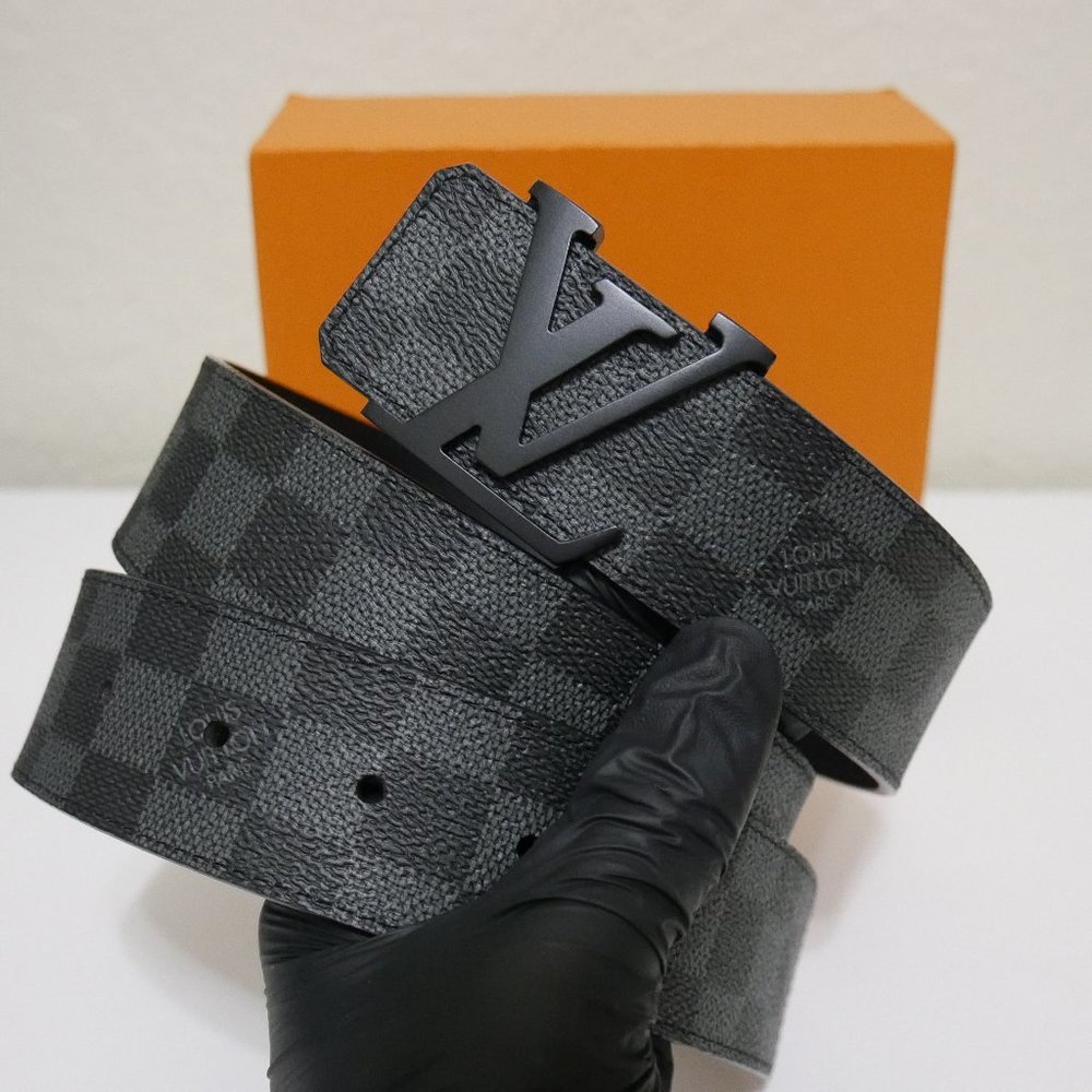 Louis Vuitton Graphite Damier Belt
